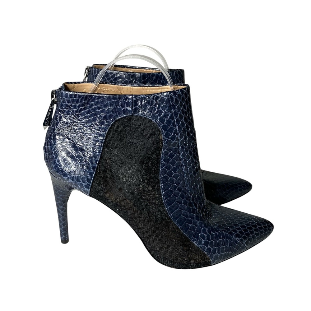 BCBG MA CLEO Navy Blue Snakeskin Mesh Stiletto Heel Ankle Boots Booties SZ 8.5B